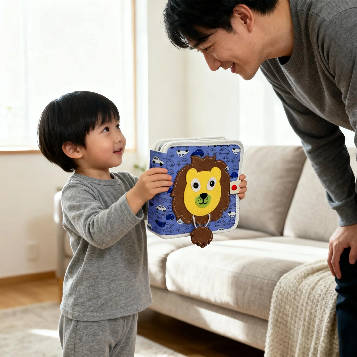 Lion Cover Felt Busy Book for Kids, Quiet Activity Book with Animal, Fruit & Number Matching Game, Portable Travel Sensory Toy, Hands-On Learning Puzzle Book to Develop Fine Motor Skills, Educational Gift for Toddlers