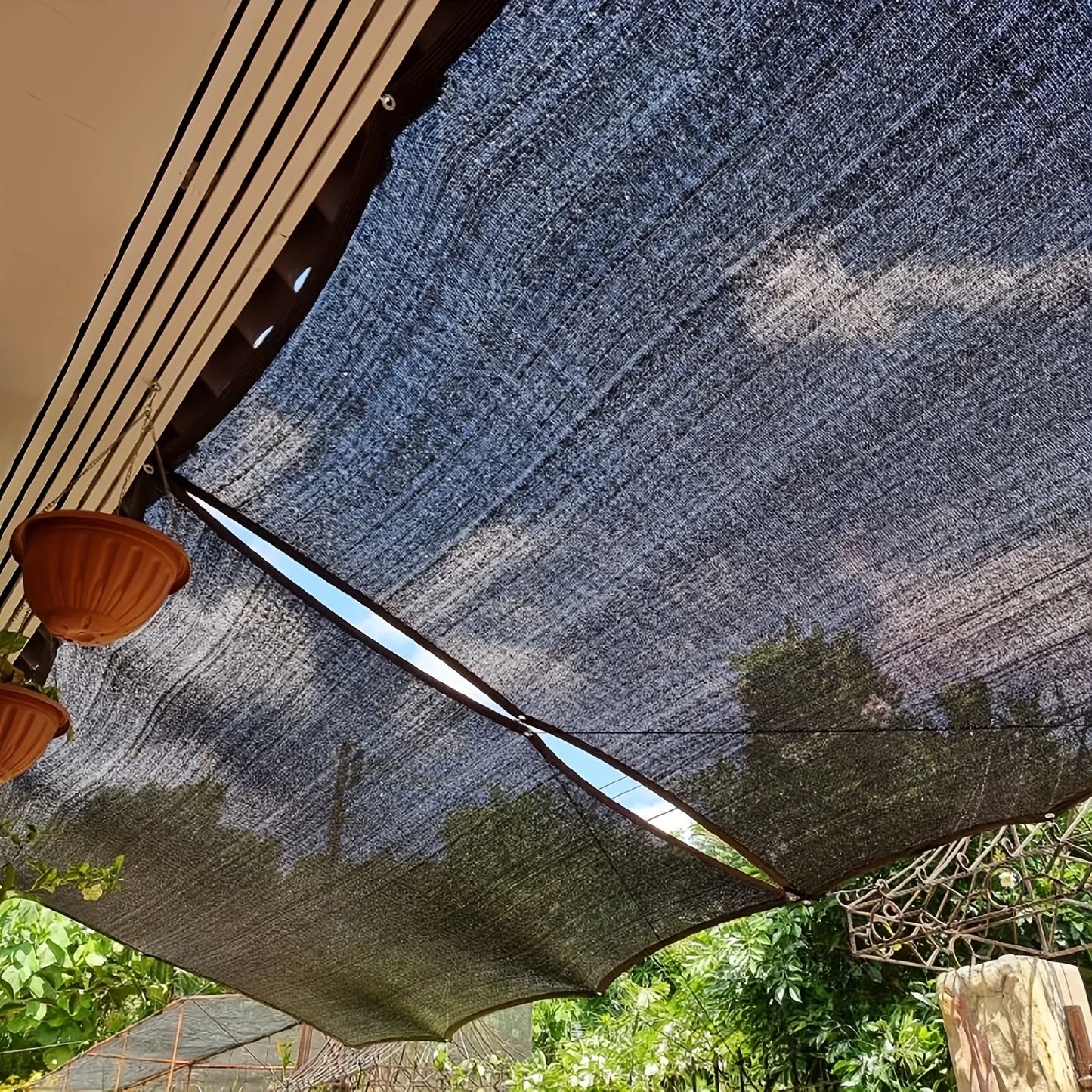 Outdoor Privacy Sunshade Net Crafted From UV Resistant HDPE Mesh
